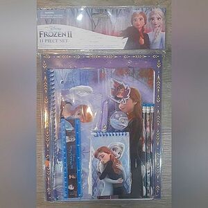 New Frozen 2 11 Piece School Supply Set
